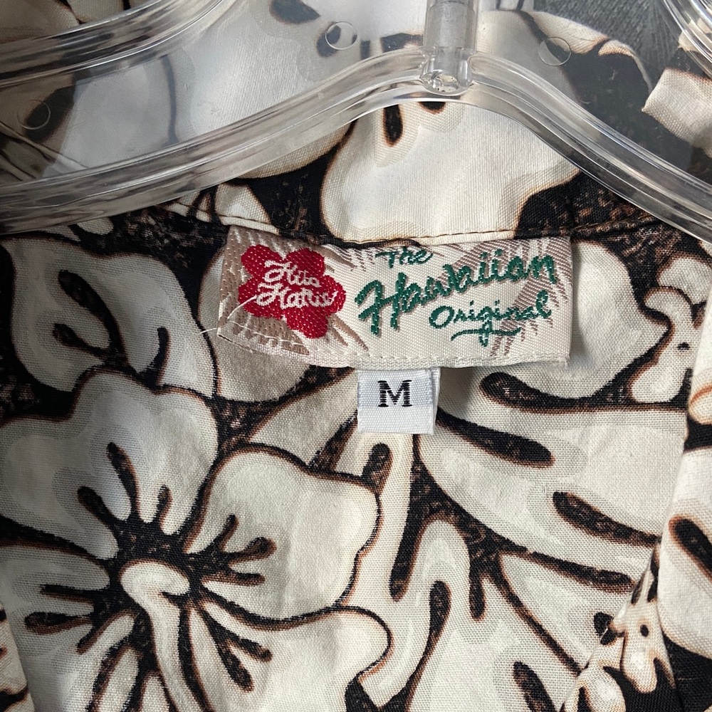 Hilo Hattie Brown and White Button Down Shirt - Picture 4 of 6
